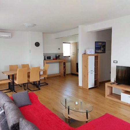 Apartmani Ivana Novi Novi Vinodolski Ngoại thất bức ảnh