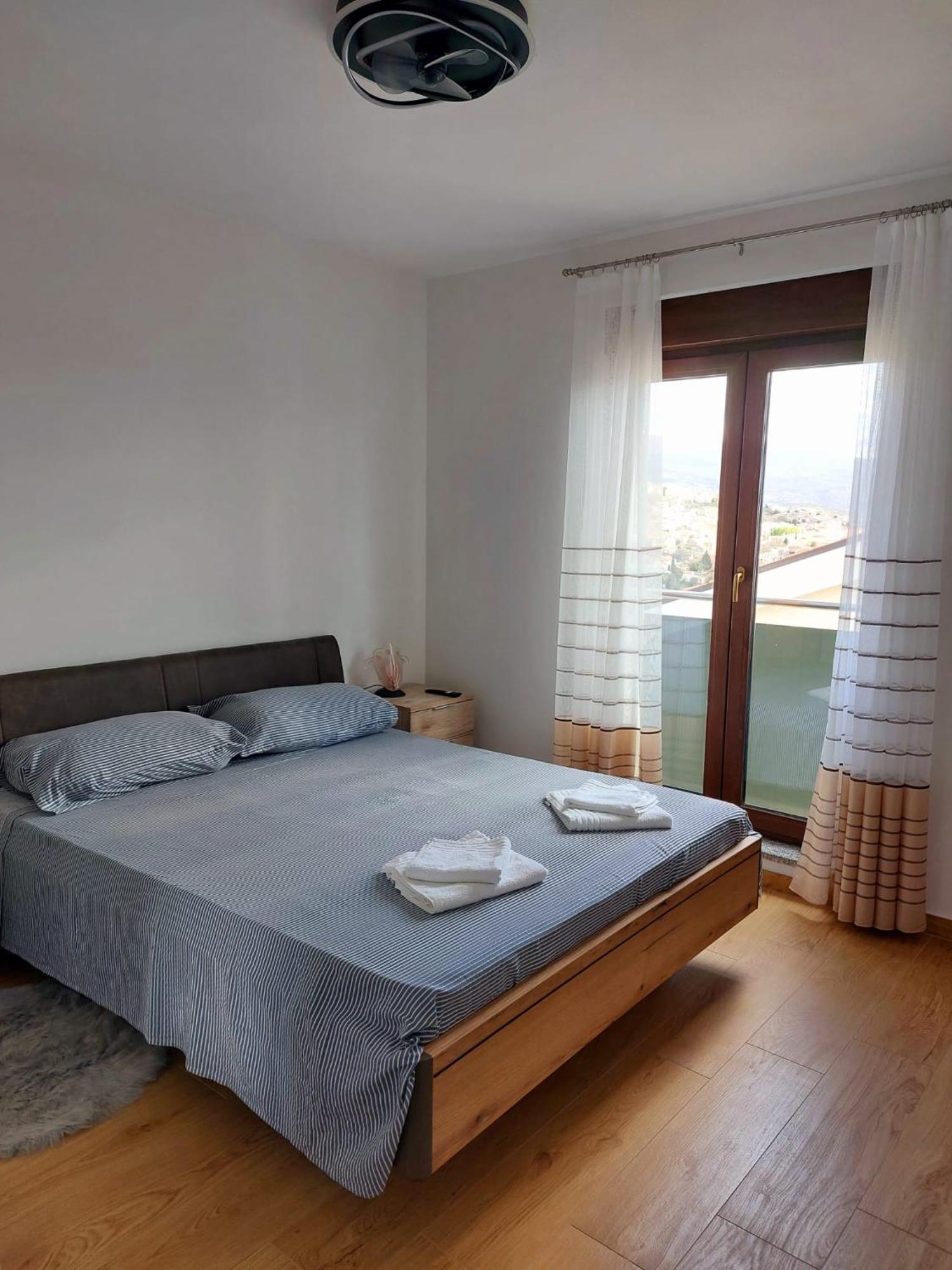 Apartmani Ivana Novi Novi Vinodolski Ngoại thất bức ảnh