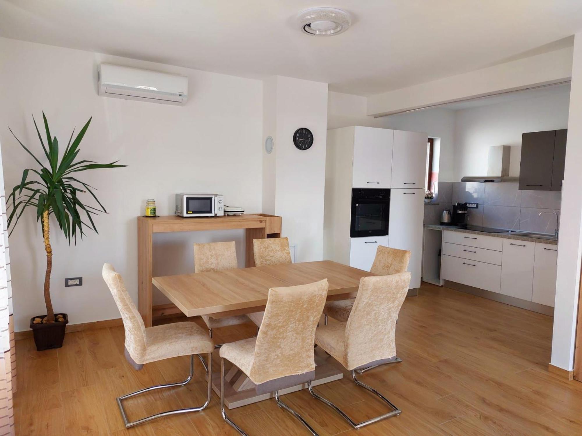 Apartmani Ivana Novi Novi Vinodolski Ngoại thất bức ảnh