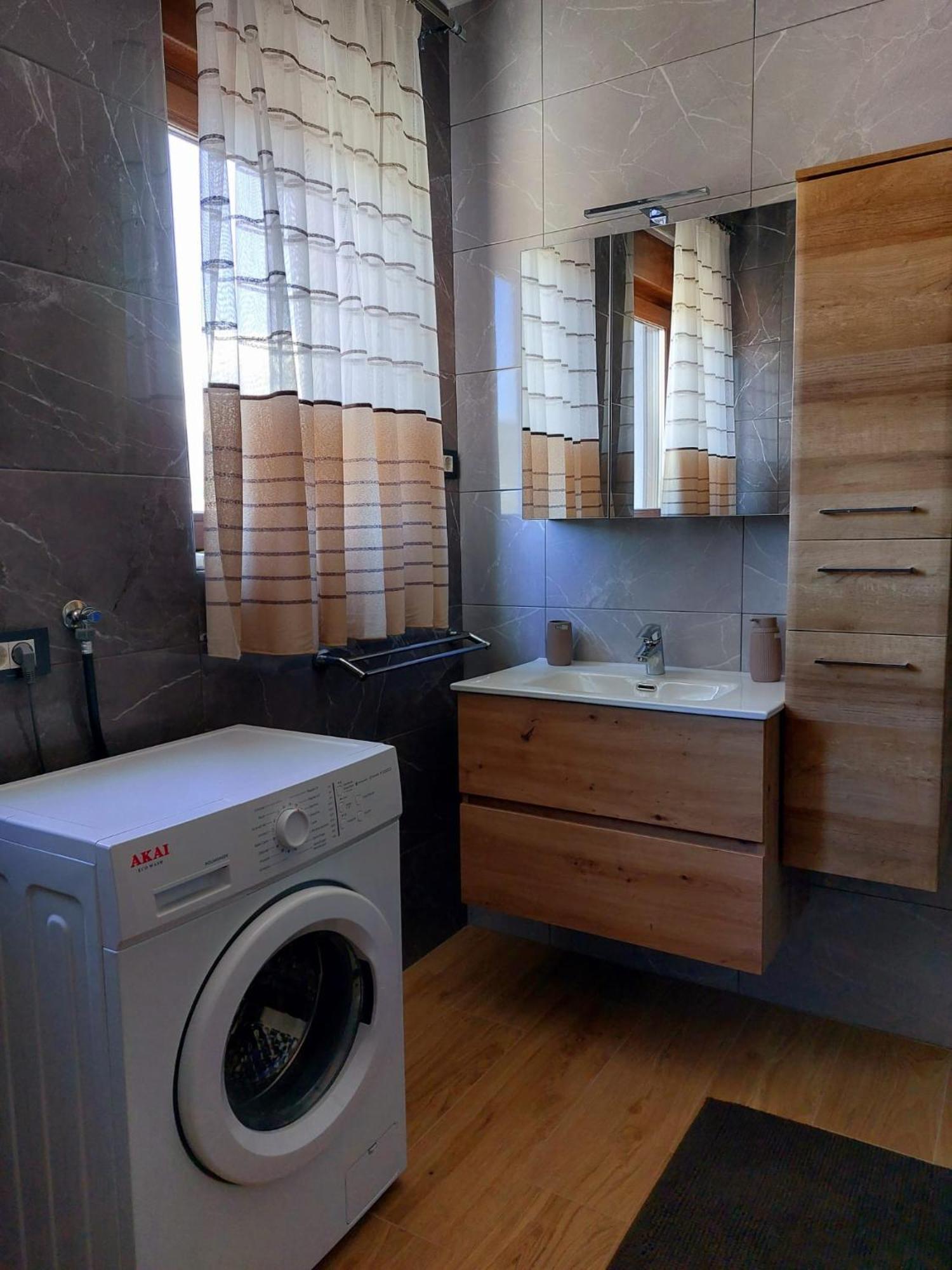 Apartmani Ivana Novi Novi Vinodolski Ngoại thất bức ảnh